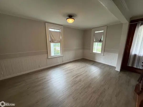 832 N 5Th ST, Burlington, IA 52601