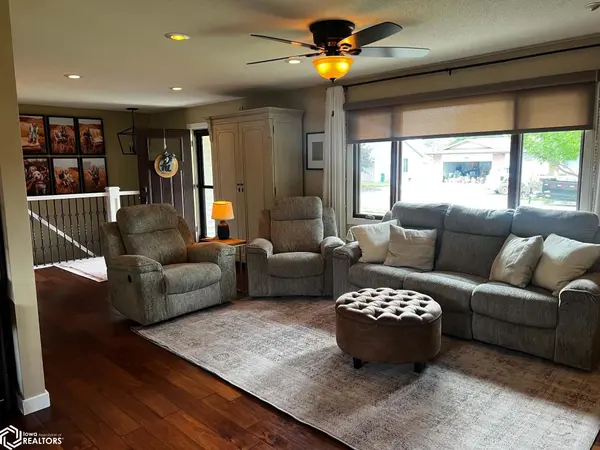 1318 N Johnson ST, Algona, IA 50511