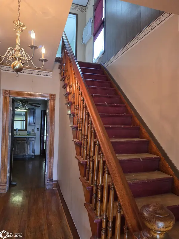 537 Bank ST, Webster City, IA 50595