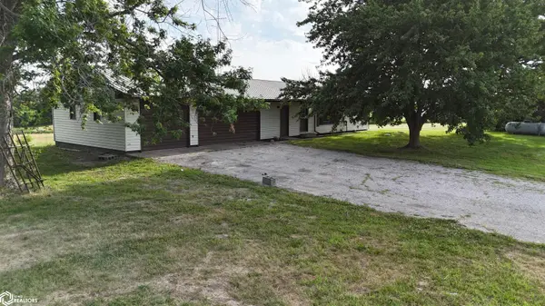 12508 Hwy J18, Plano, IA 52581