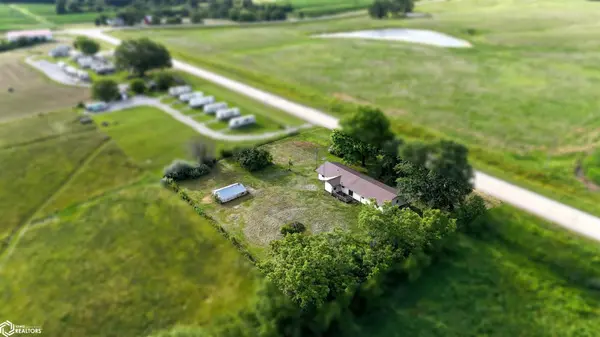 12508 Hwy J18, Plano, IA 52581