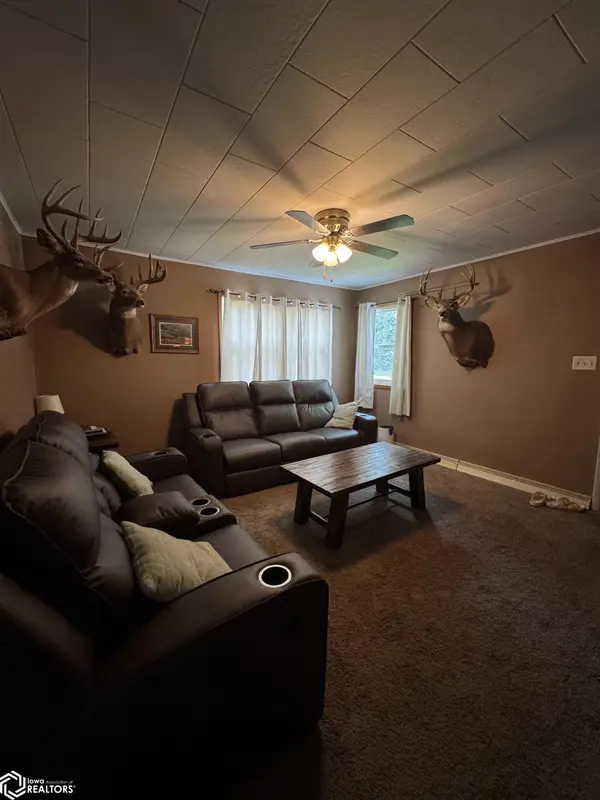 306 4th AVE, Livermore, IA 50558