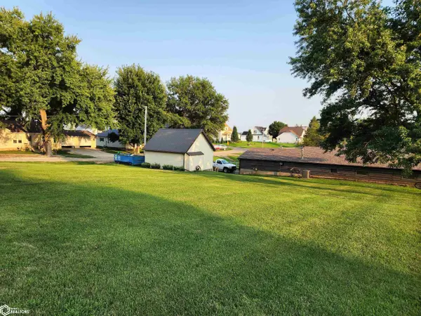 201 W 5th ST, Massena, IA 50853