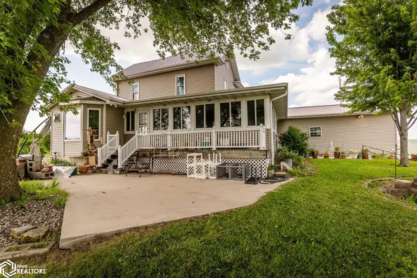 2054 350Th AVE, Brooklyn, IA 52211