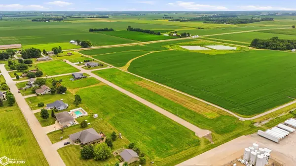 45 S 4th ST, Houghton, IA 52631