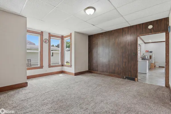 1605 S Central AVE, Burlington, IA 52601