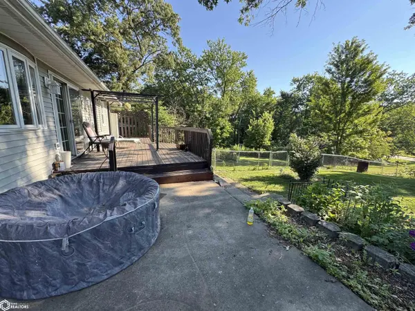 623 N 3Rd ST, Centerville, IA 52544