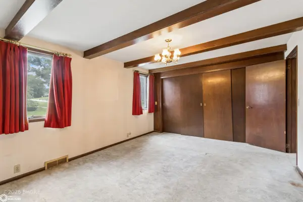 224 N Harrison ST, Stuart, IA 50250-3007
