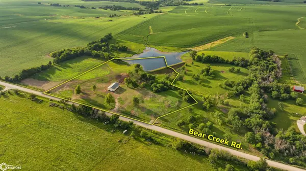 15617 Bear Creek Rd., Earlham, IA 50072