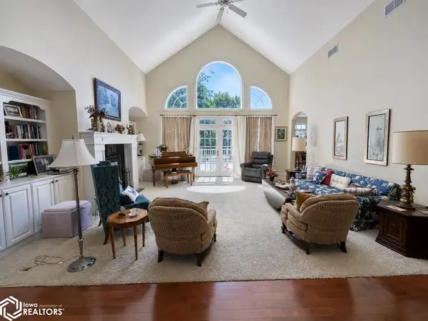 3434 Hickory Hills DR, Wever, IA 52658