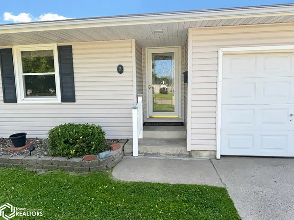 9 Sunset LN, Fort Madison, IA 52627