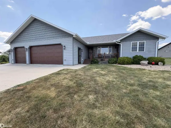 19940 Bella Vista CIR, Centerville, IA 52544
