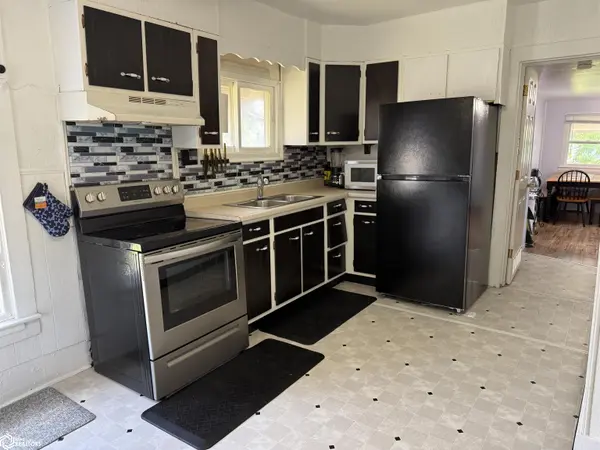 230 S Temple ST, Osceola, IA 50213