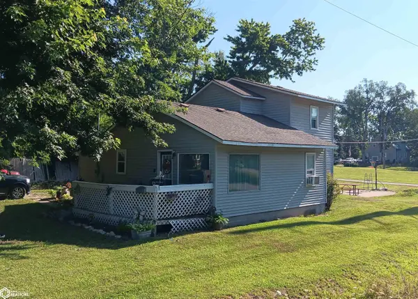 976 Lillian ST, Ottumwa, IA 52501