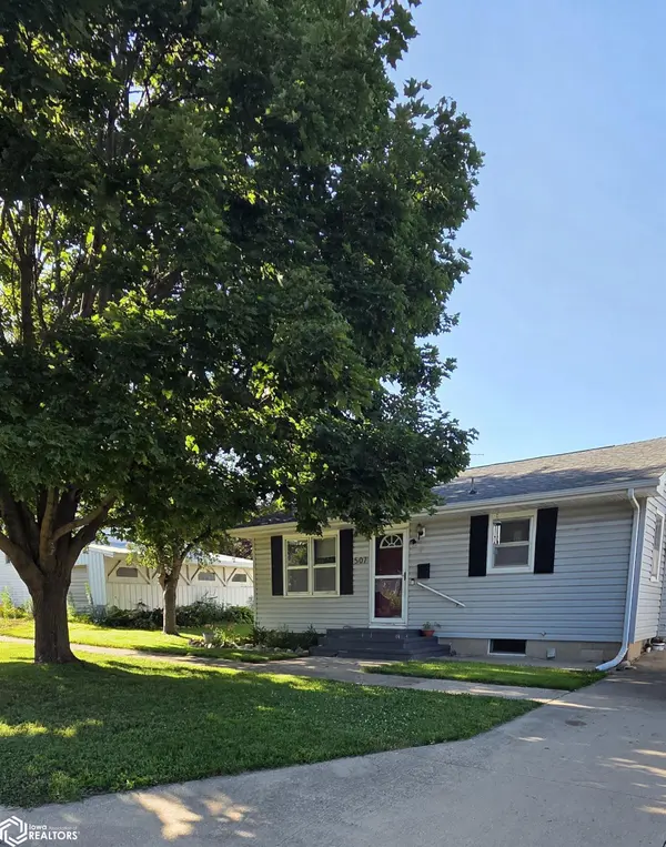507 3rd AVE, Ackley, IA 50601