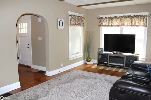 504 W Walnut ST, Bloomfield, IA 52537