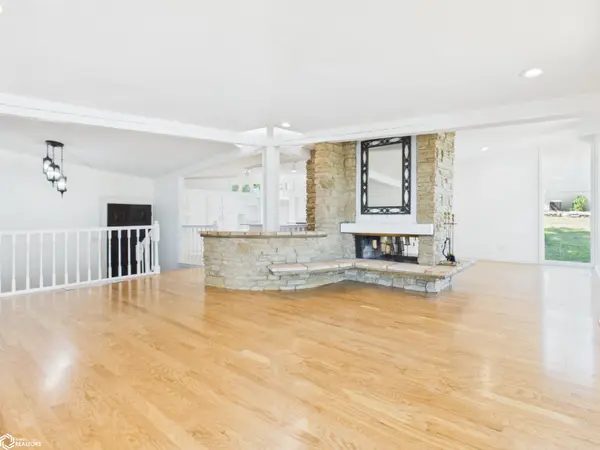 2736 Old Vineyard RD, Keokuk, IA 52632