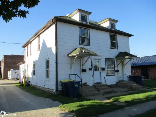 205 W 5Th ST, Vinton, IA 52349