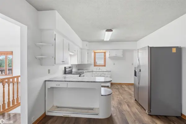 1102 Siegel ST, Tama, IA 52339