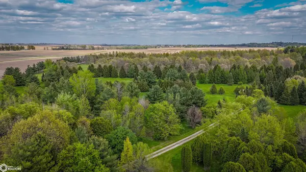 TBD Irish LN, Mount Vernon, IA 52314