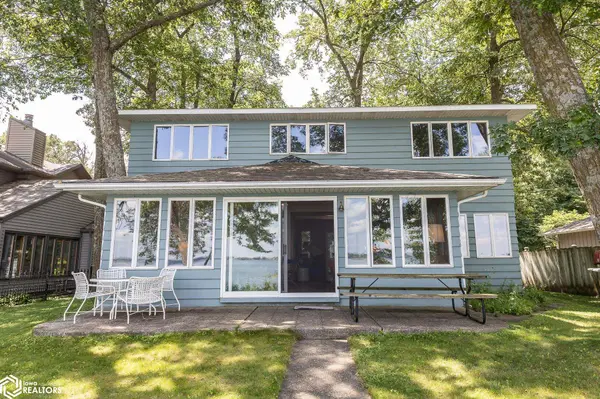 3822 240th ST, Clear Lake, IA 50428