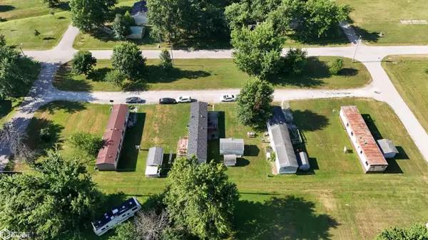208 W Washington ST, Moulton, IA 52572