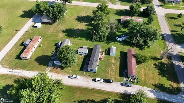 208 W Washington ST, Moulton, IA 52572
