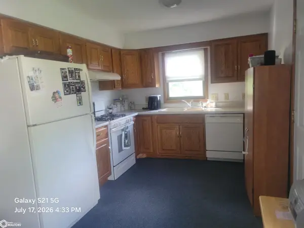 800 N Fillmore ST, Mount Ayr, IA 50854