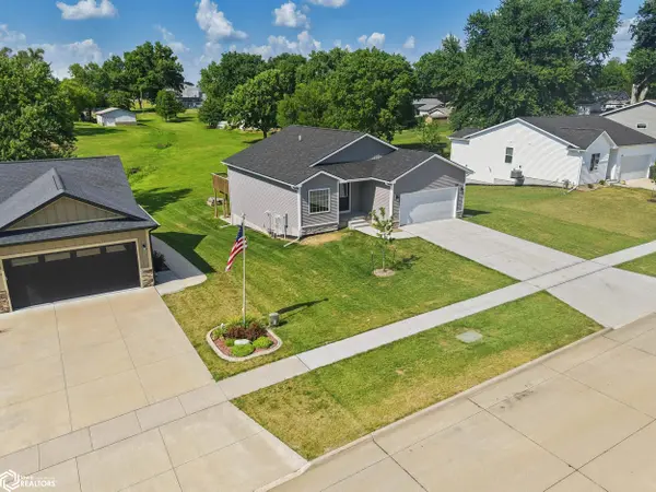 509 17Th AVE, Oskaloosa, IA 52577