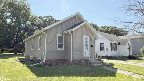 511 N Jackson AVE, Mason City, IA 50401