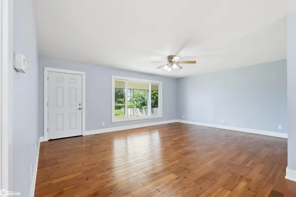 1309 Prince ST, Grinnell, IA 50112