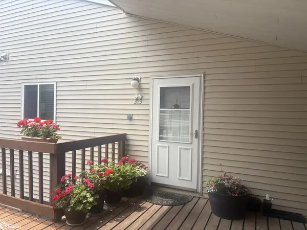 701 E Lowe #323 #323, Fairfield, IA 52556