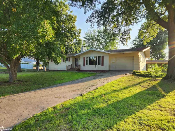 514 N Butler ST, Corydon, IA 50060