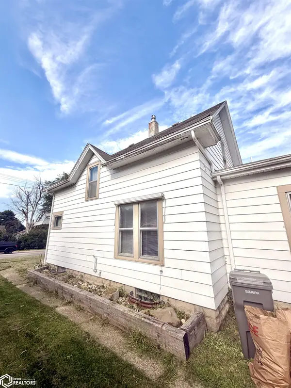 541 19th ST, Mason City, IA 50401