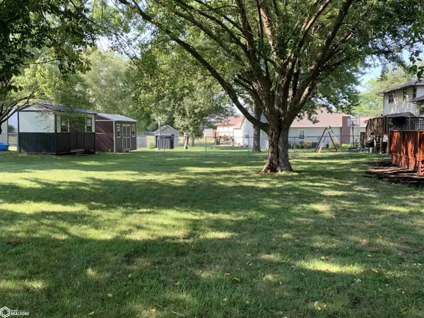 1400 N Elm ST, Creston, IA 50801