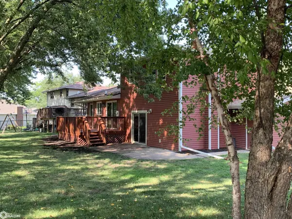 1400 N Elm ST, Creston, IA 50801