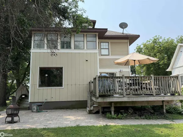 203 Locust St., Rolfe, IA 50581