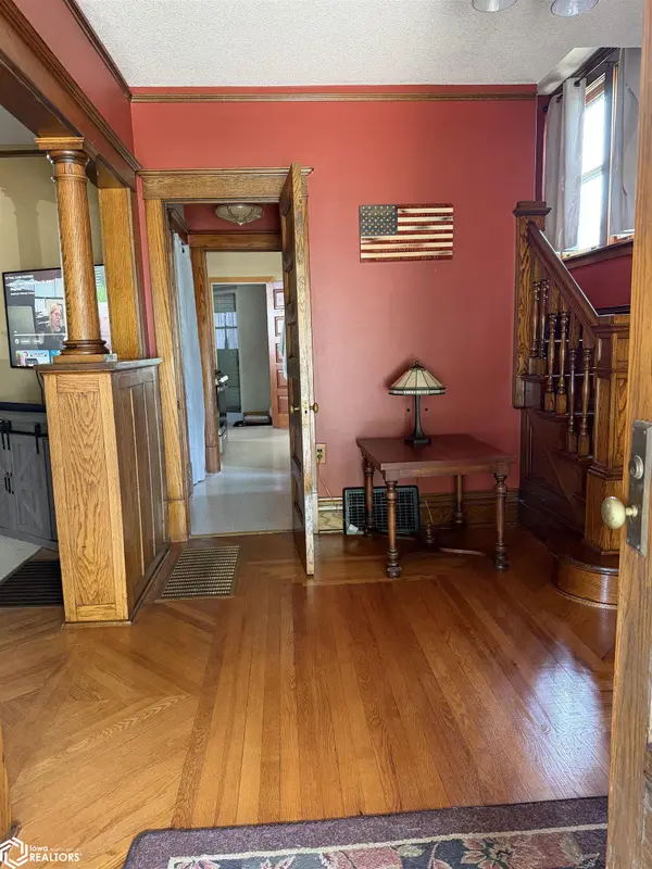 203 Locust St., Rolfe, IA 50581