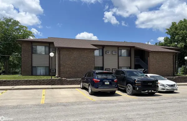 501 N Taylor ST, Mount Ayr, IA 50854
