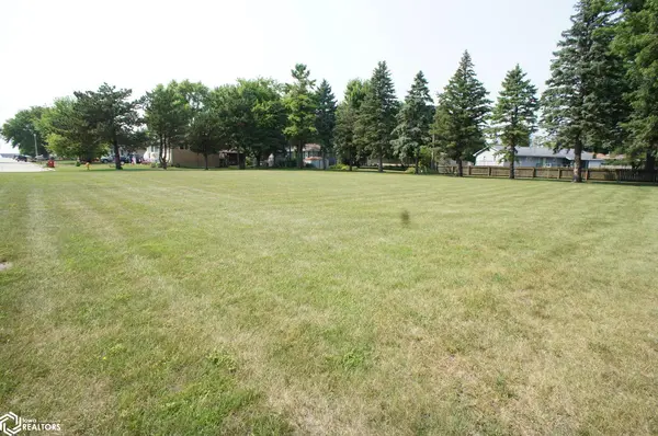 Lots 1, 2, 3 Deerfield 1st Addition, Webster City, IA 50595