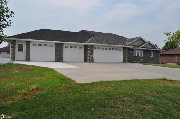 800 E 30th ST, Carroll, IA 51401