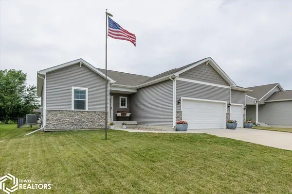 1204 Joshua DR, Bondurant, IA 50035