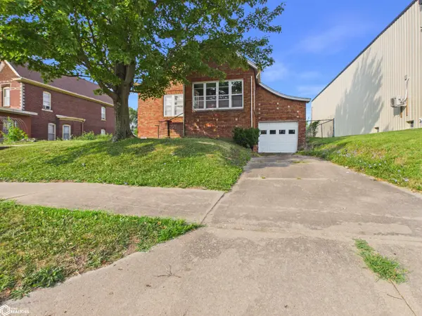 1916 Main ST, Keokuk, IA 52632