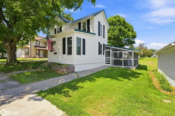 516 Lincoln ST, Ainsworth, IA 52201