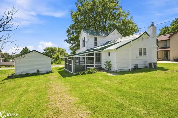 516 Lincoln ST, Ainsworth, IA 52201