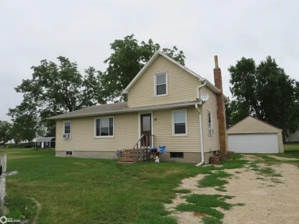 19 4th Ave SE, Pocahontas, IA 50574