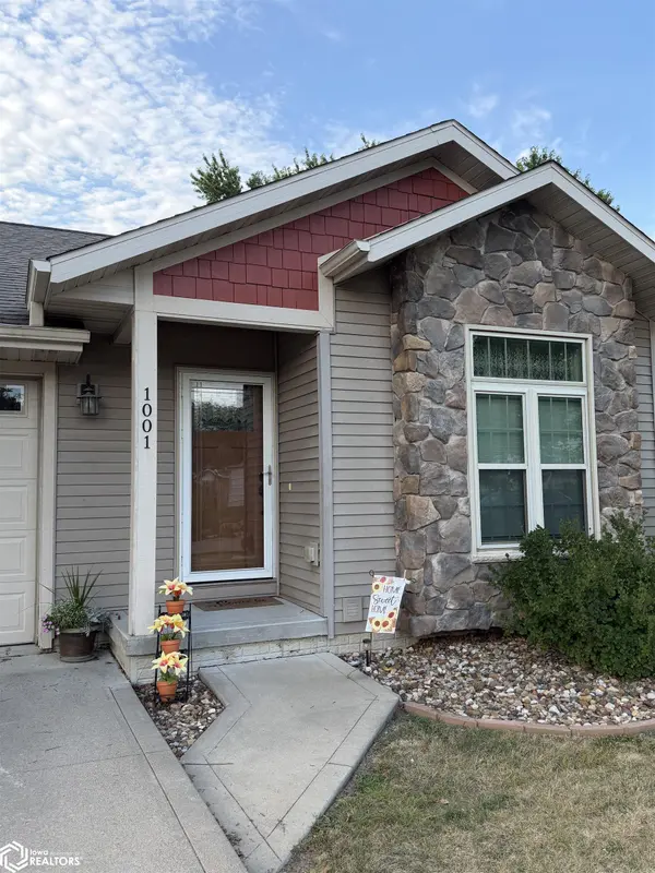 1001 Arbor Trace DR, Oskaloosa, IA 52577