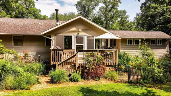 1450 260th ST, Mount Pleasant, IA 52641