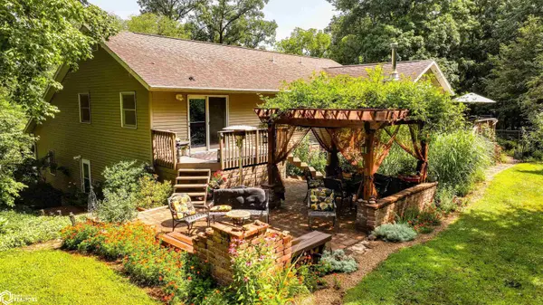 1450 260th ST, Mount Pleasant, IA 52641