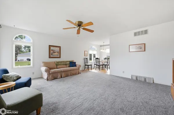 809 Wilson AVE, Malvern, IA 51551